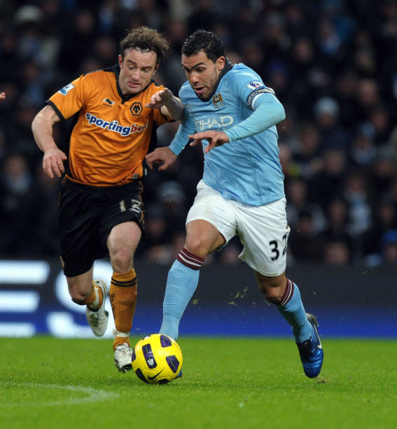 对年轻球员 对年轻球员